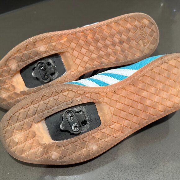 EUC Velosamba made with nature Cycling Shoes - Men's 9.5 / Women's 10.5 w/cleats - Picture 2 of 5